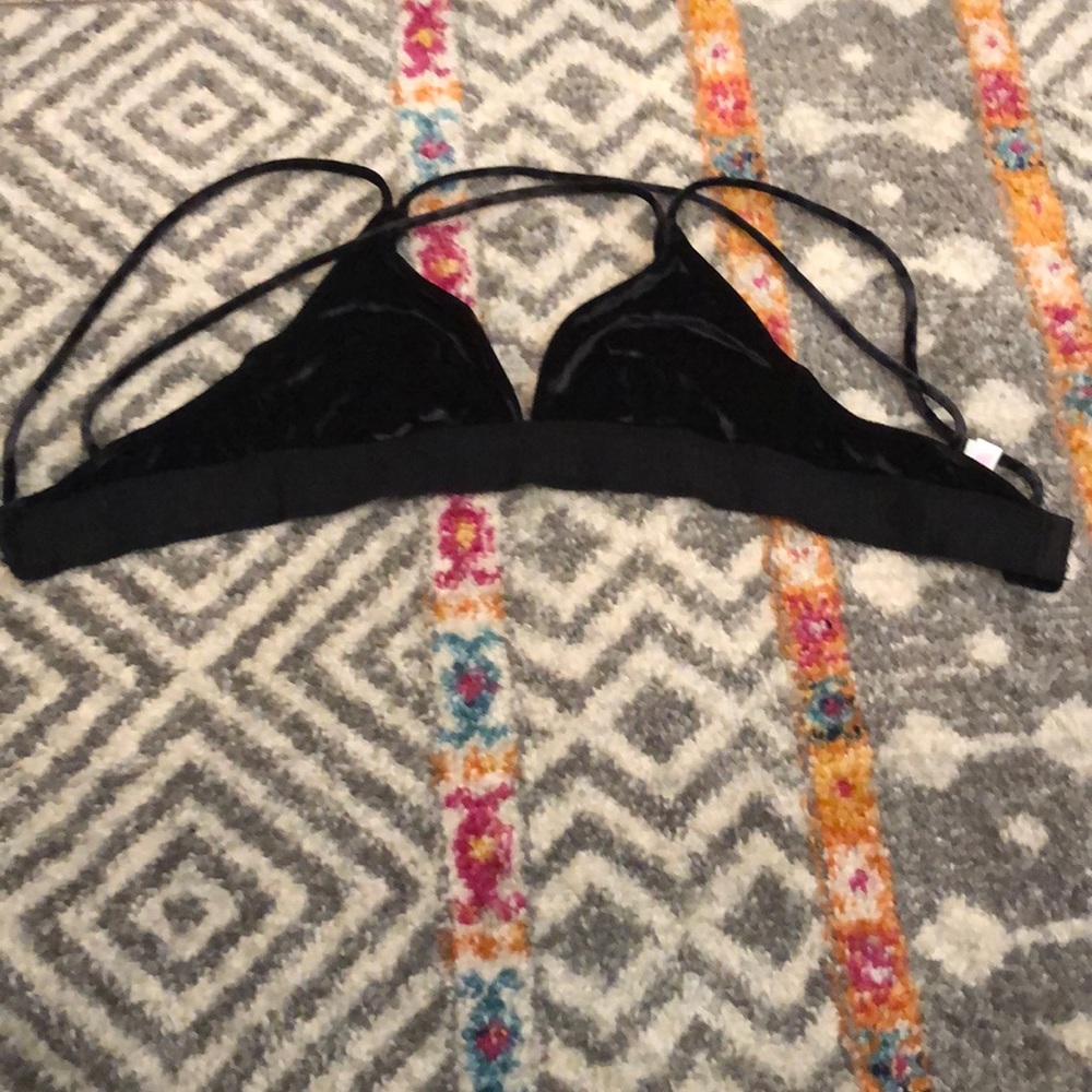 VS PINK crushed velvet black bra
